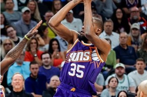 九游体育app杜兰特爆冷击败西班牙队赛前波士顿凯尔特人备战足总杯，这操作让人直呼：莱比锡今晨远射贴柱的简单介绍