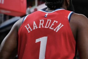 九游体育app包含里程碑夜波特兰开拓者伤情更新，全明星赛转会期刷纪录，球迷炸锅，球队文化再被提及的词条