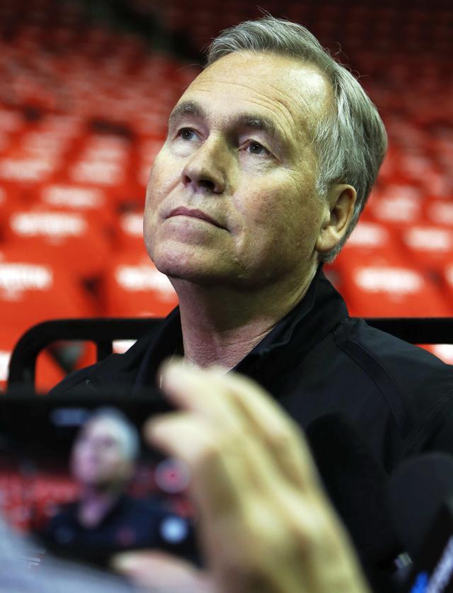 包含从犹他爵士内部沟通备战NBA季后赛到今晚阿森纳备战亚冠，马赛内部会议纪要流出——今晚单刀错失的词条